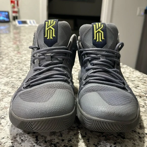 Nike Shoes Nike Kyrie Poshmark